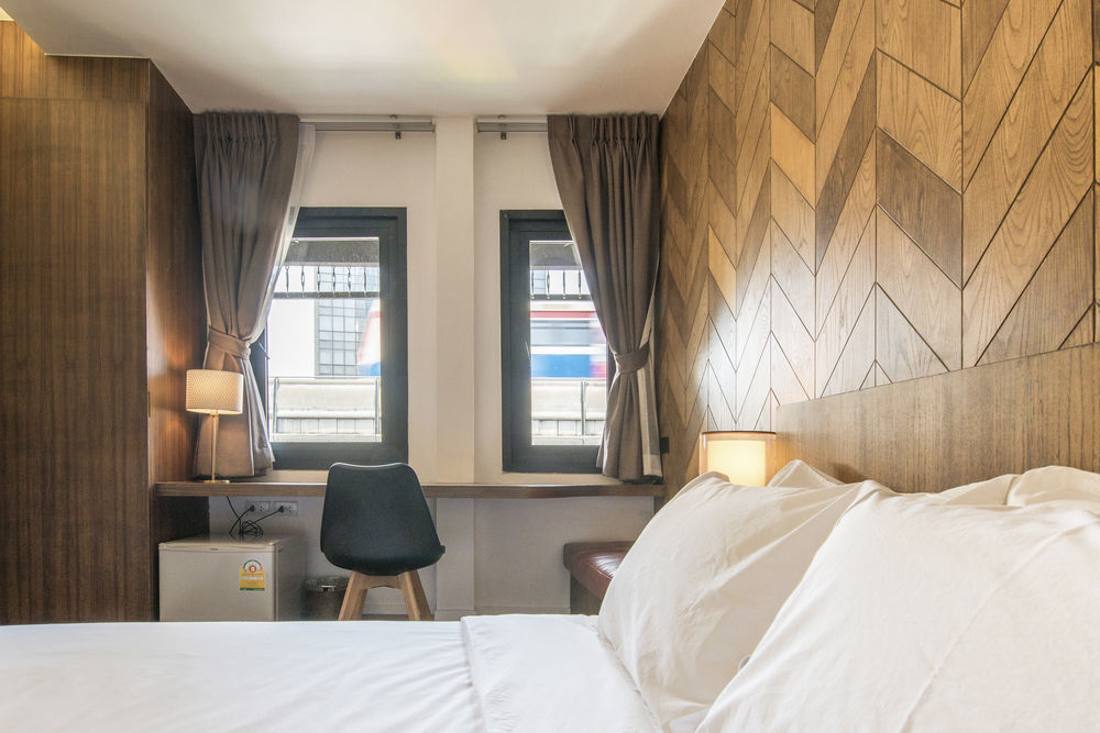 The Posh Phayathai Hostel *