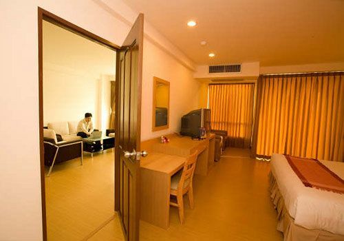 Three Seasons Bangkok Hotel Bangkok