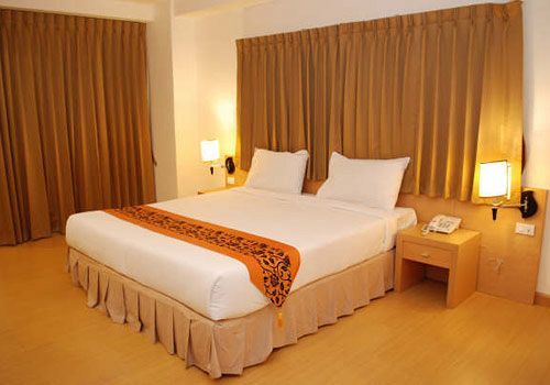 Three Seasons Bangkok 5* Bangkok