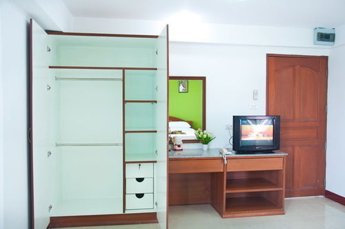 Motel Golden House @ Onnut Station 2*