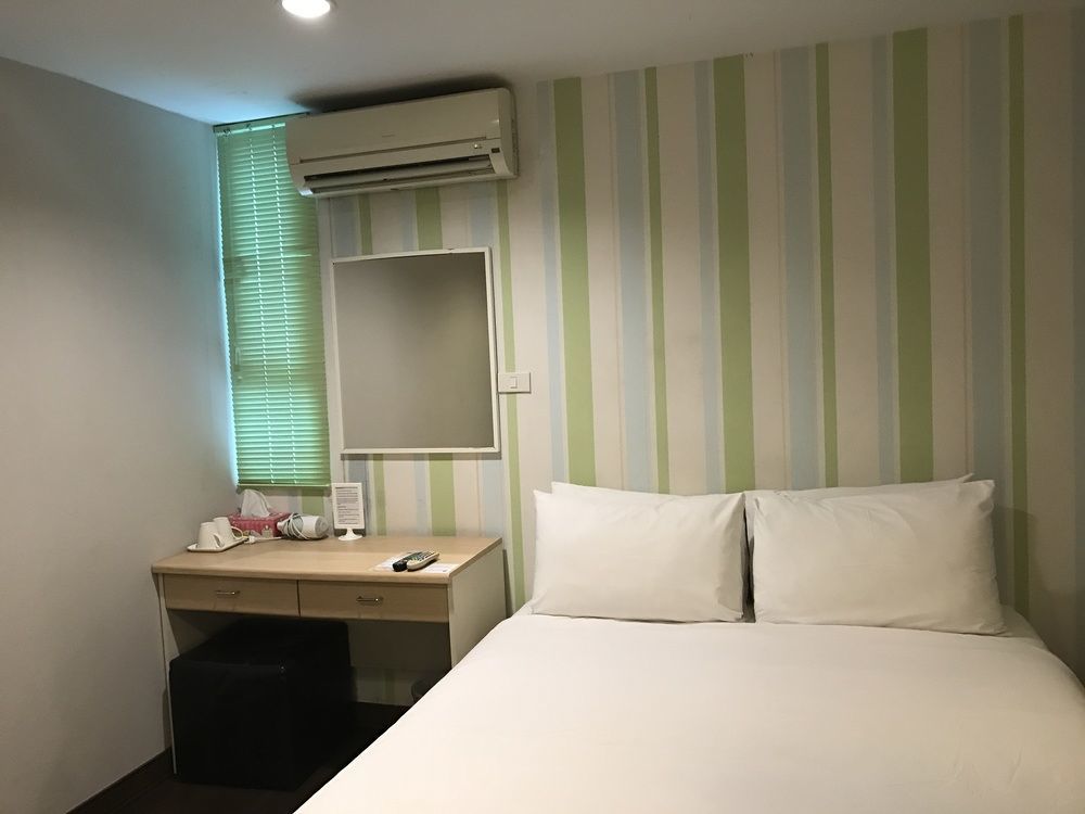 Urban House 3*