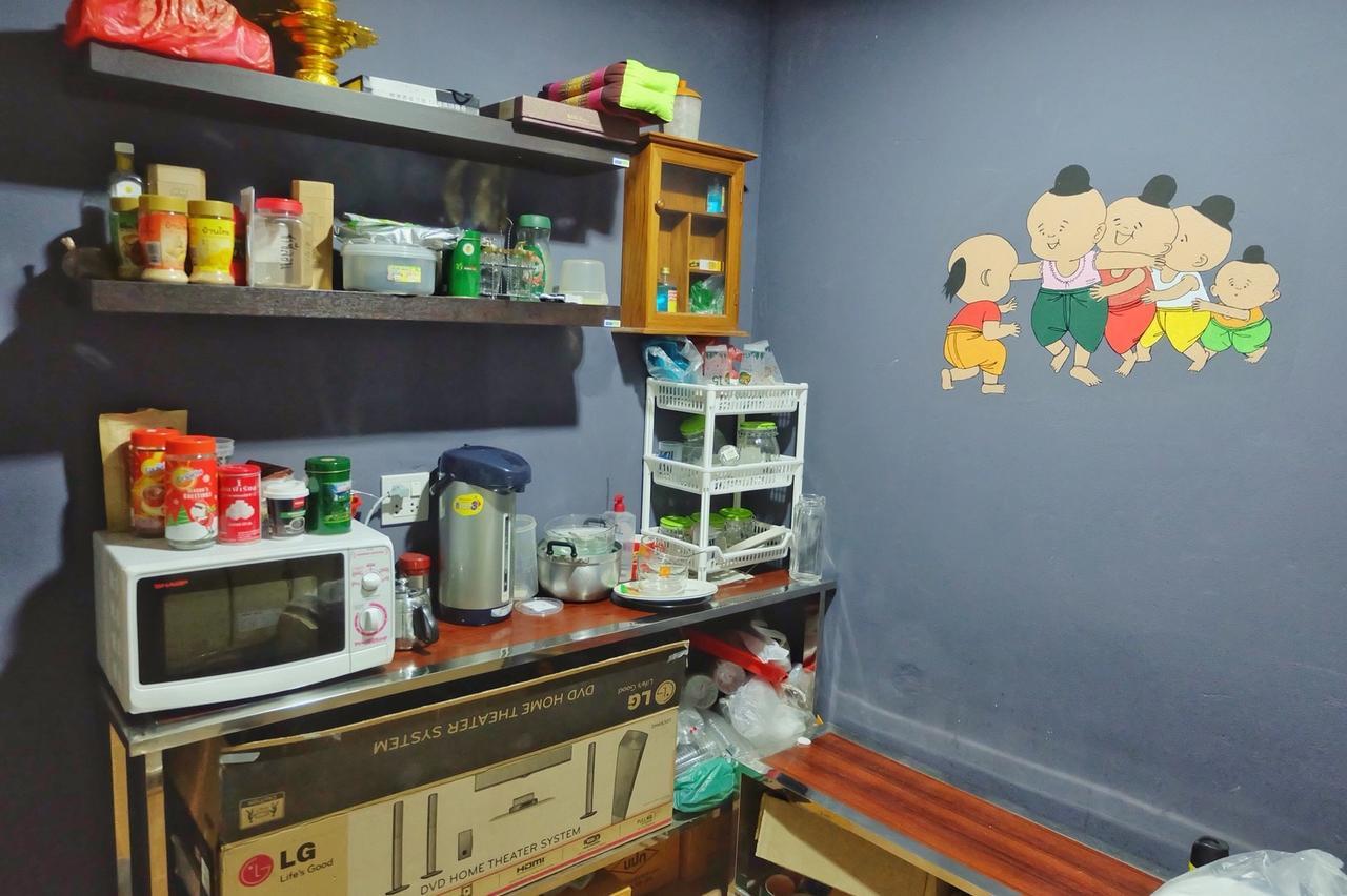 Mahannop Hostel