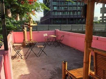 Pink Rumah tetamu Bangkok