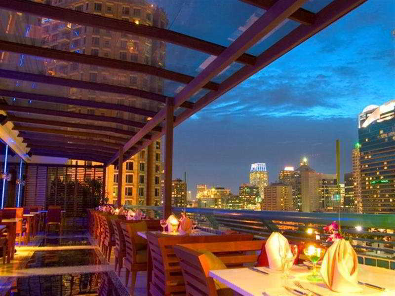 Radisson Chateau De Bangkok