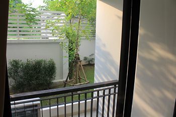 Utd Aries & Hotel Bangkok