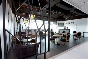 Hostel Sleep Box By Miracle -booked On Hourly Basis Bangkok