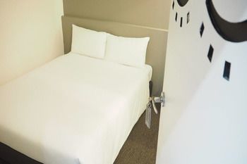 Sleep Box By Miracle -booked On Hourly Basis Hostel