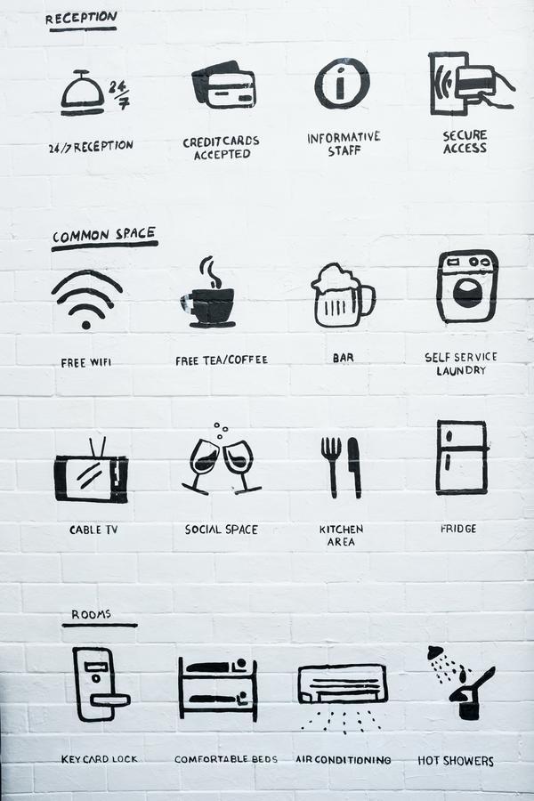 Liveitup By D Varee Hostel