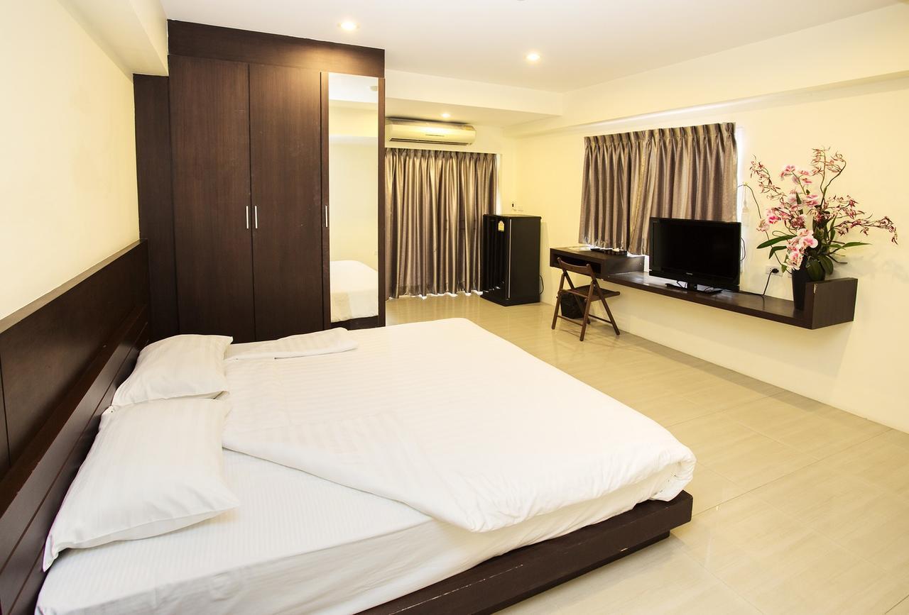 The Loft 3*