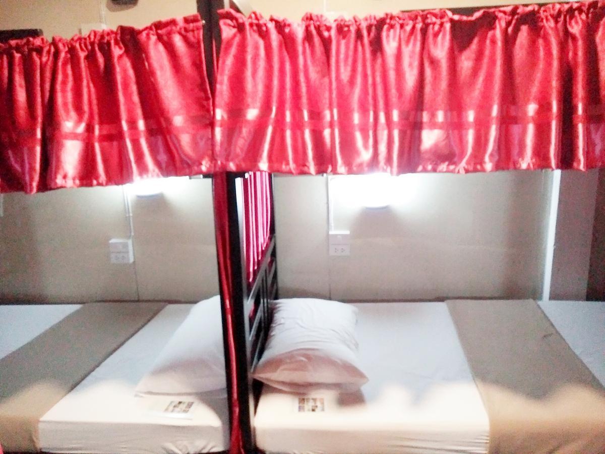 Hostel U