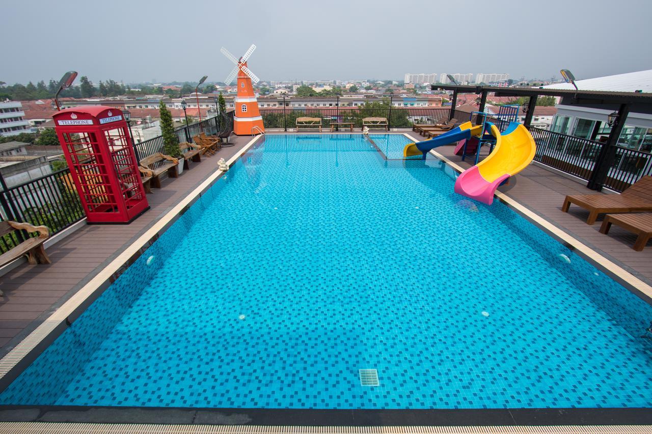 Hotel B-your Don Mueang Airport 4*
