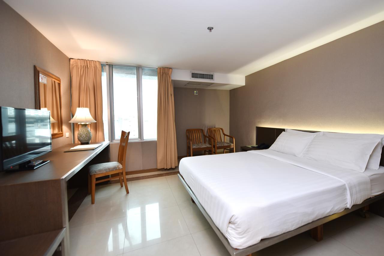 Bangkok City Suite