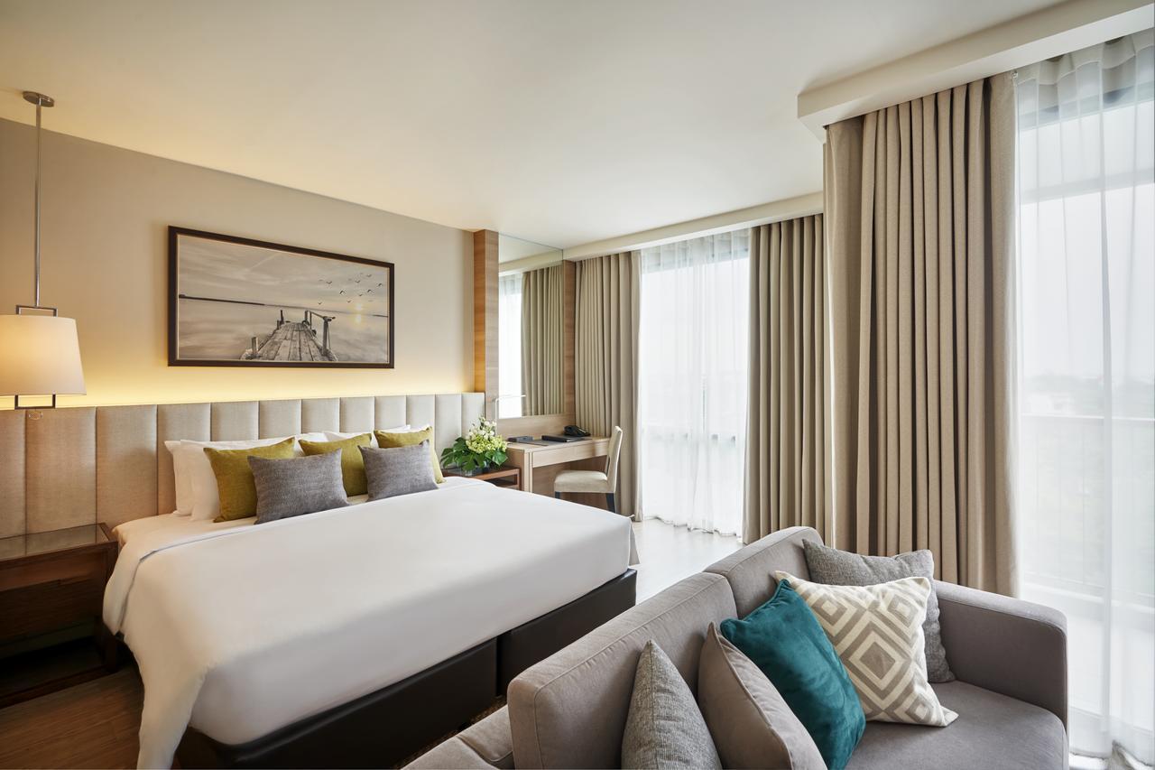 The Park Nine Suvarnabhumi - Free Bkk Airport Shuttle Hotel