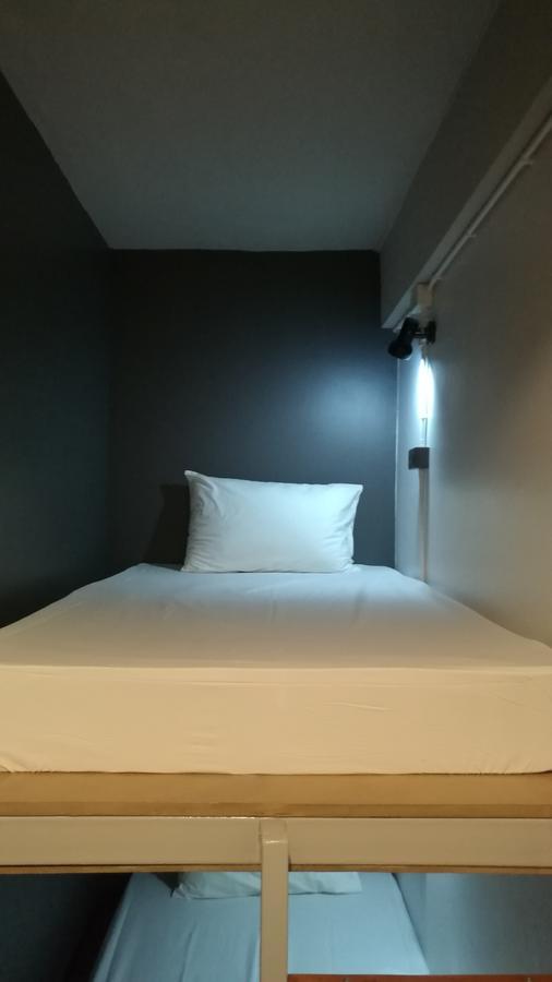 Ekanek (adults Only) Asrama Bangkok