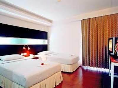 Khurana Penginapan 3*