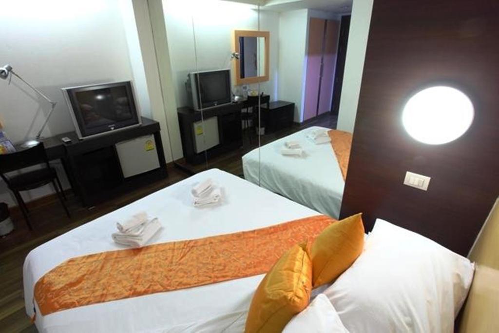 Inn Ever Rich