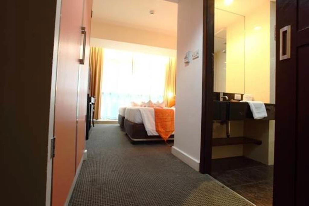 Inn Ever Rich Bangkok