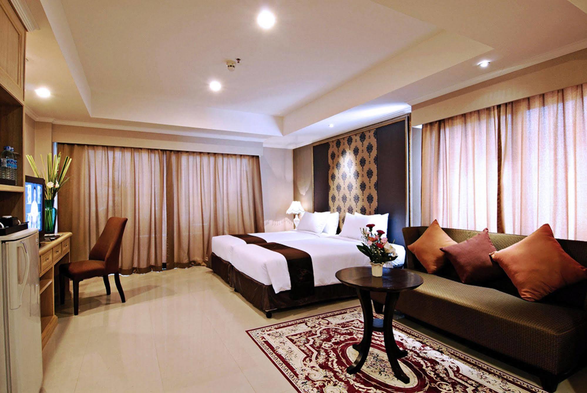 Furamaxclusive Sukhumvit Hotel