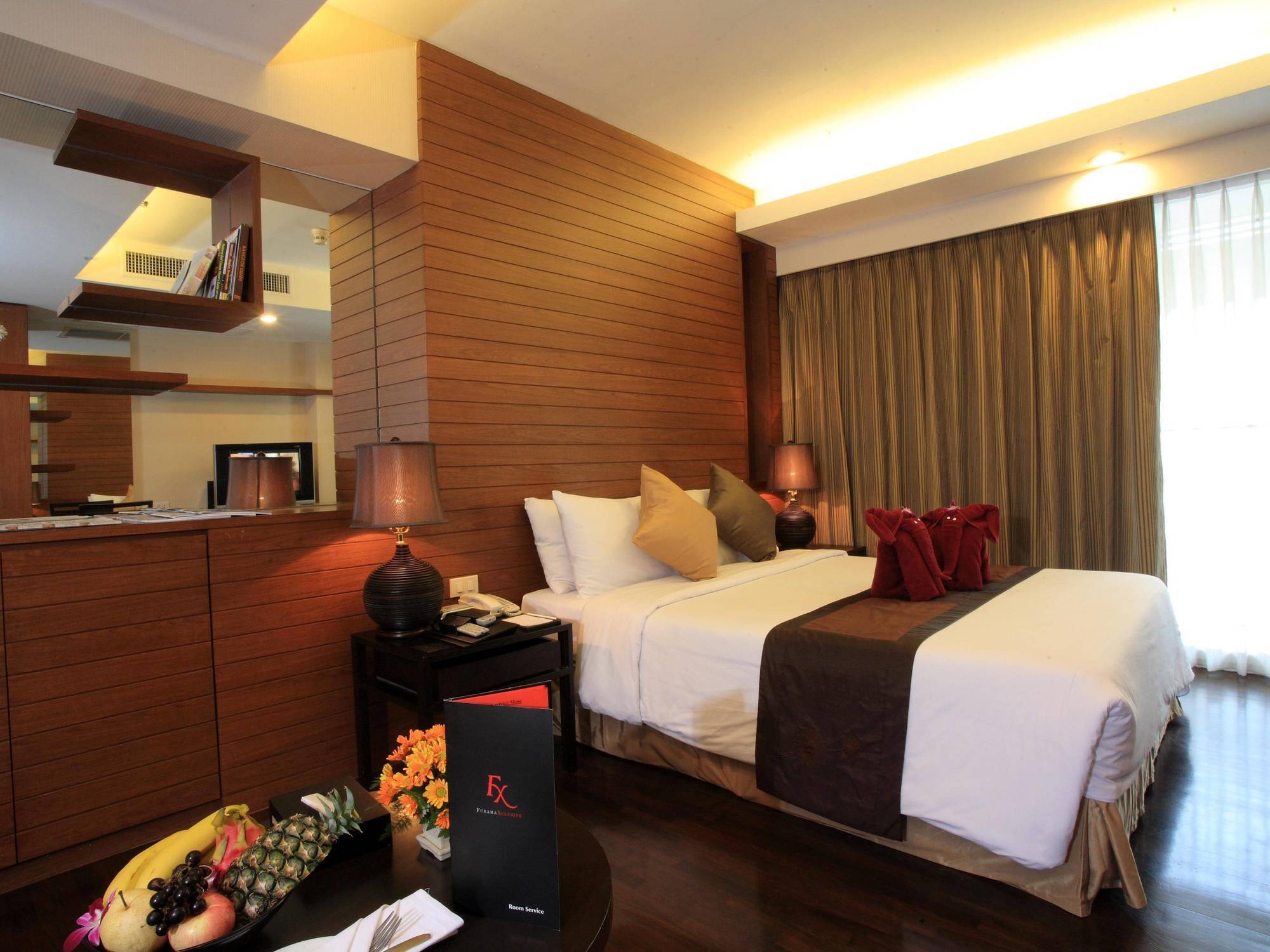 Furamaxclusive Sathorn, Hotel