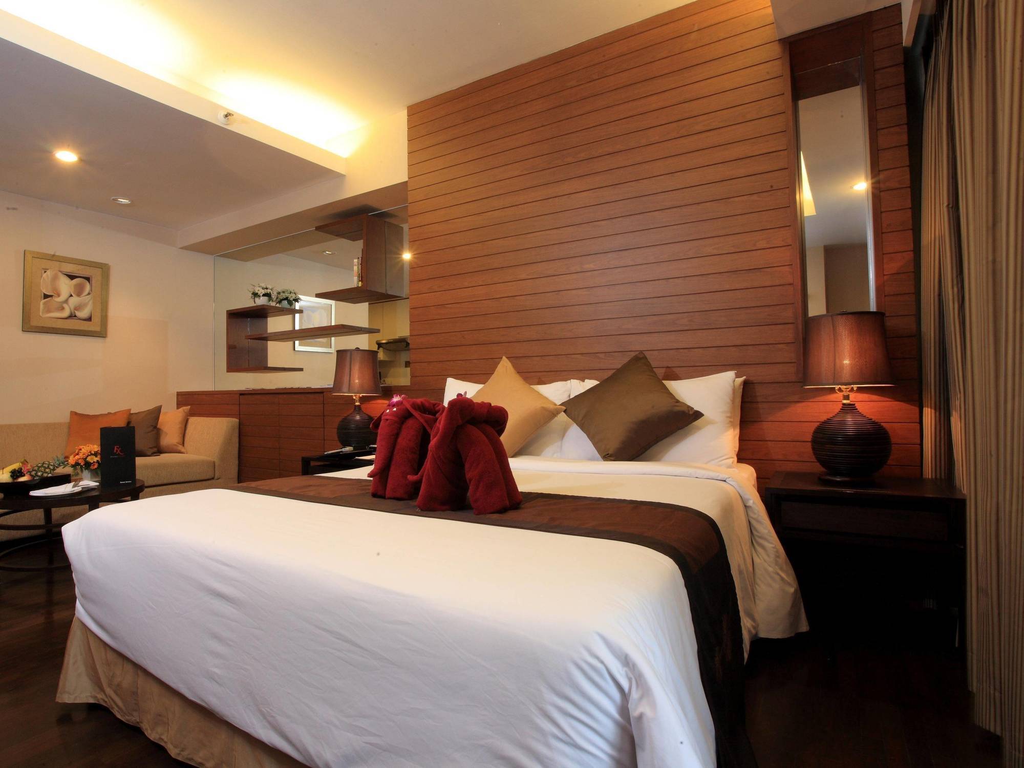 Furamaxclusive Sathorn, Hotel 4*