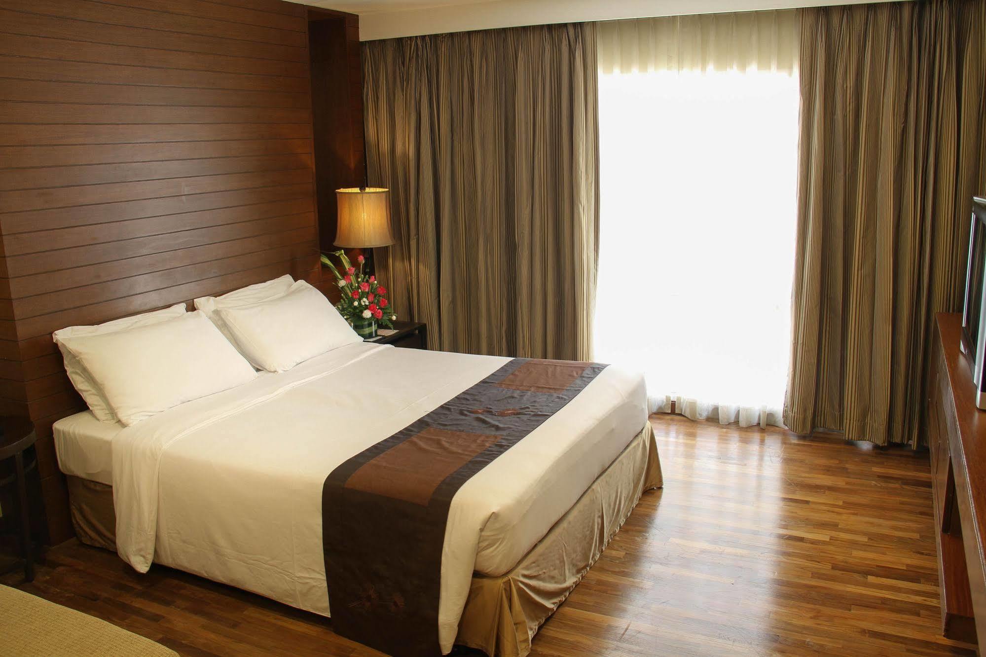 Hotel Furamaxclusive Sathorn, Bangkok