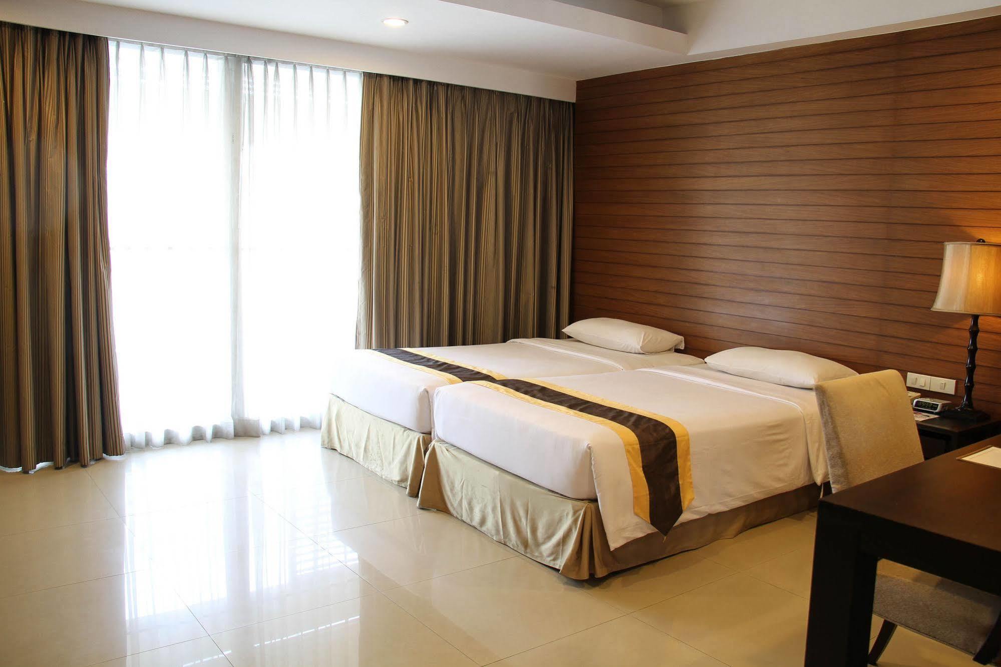 Hotel Furamaxclusive Sathorn, Bangkok