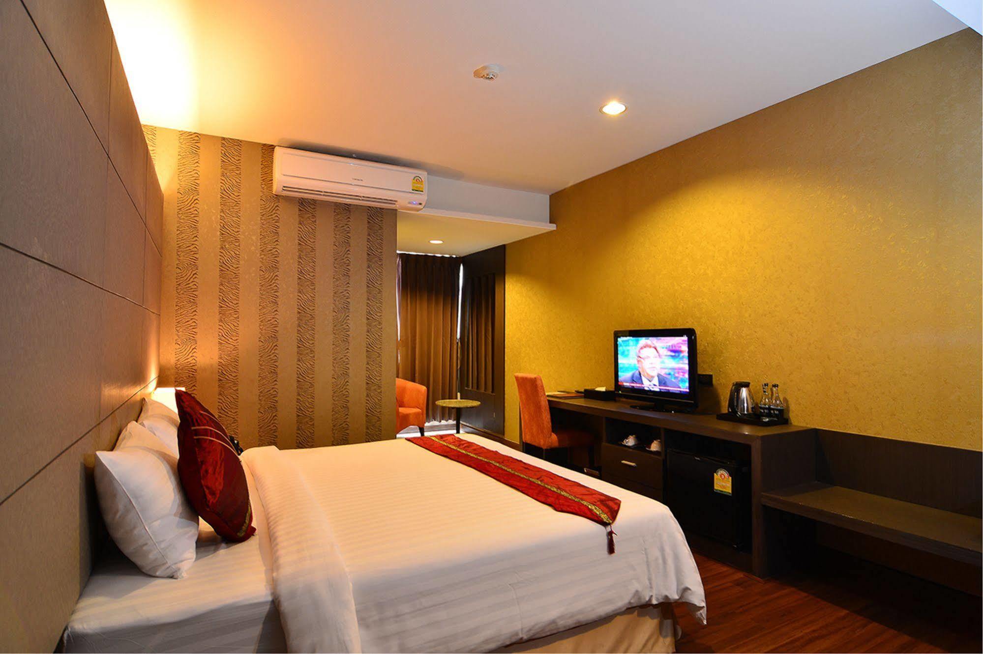 Hotel The 93 4*