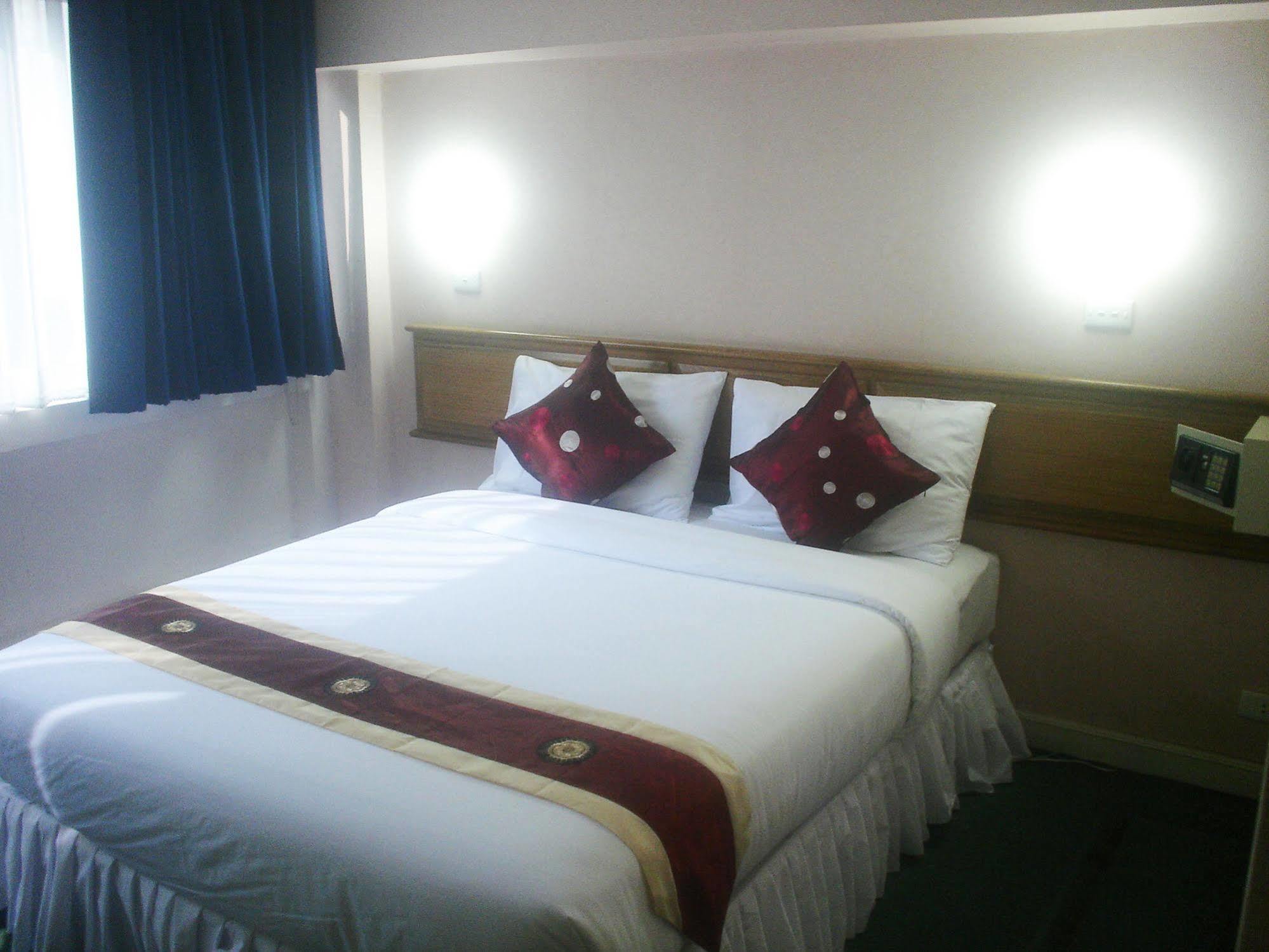 Asia Inn Bangkok 2*