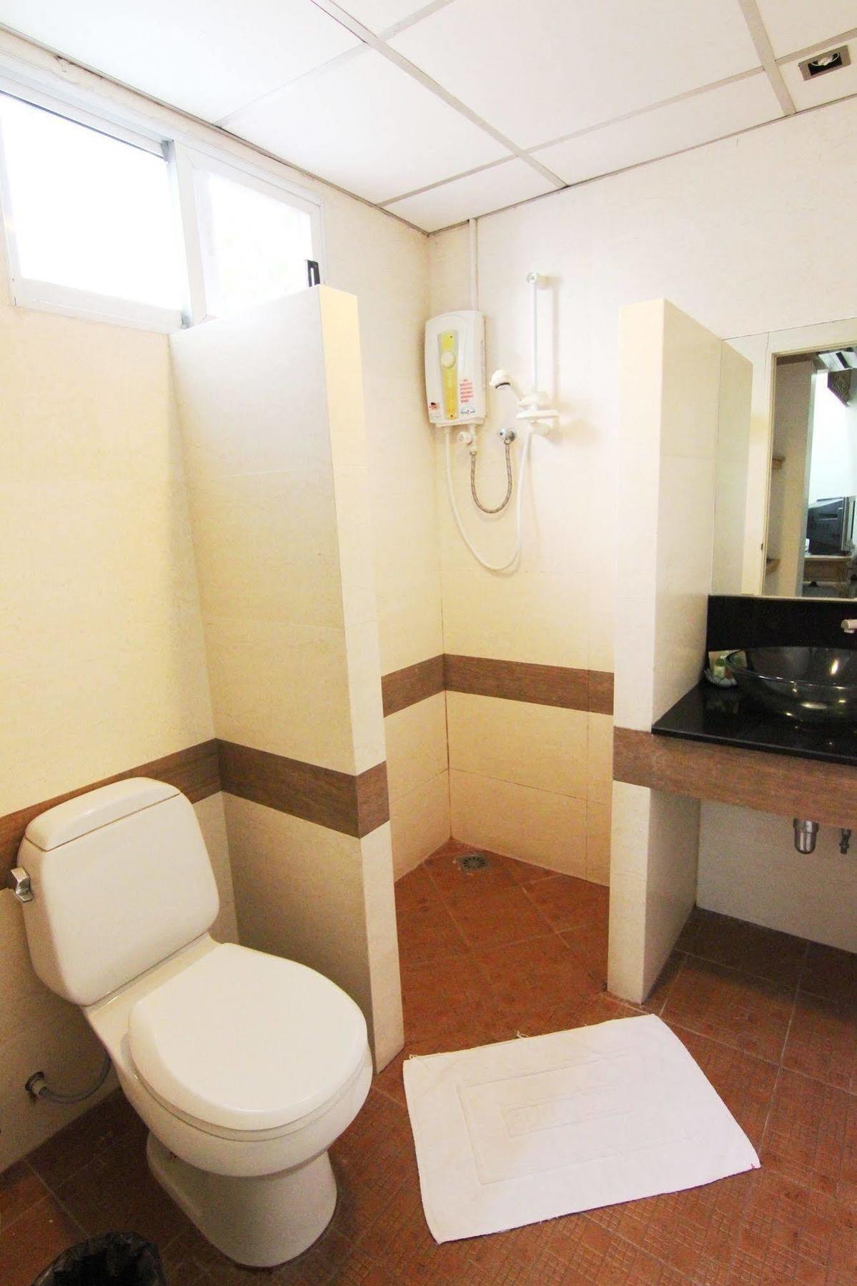 Bansabai Hostelling International Gasthof 3*