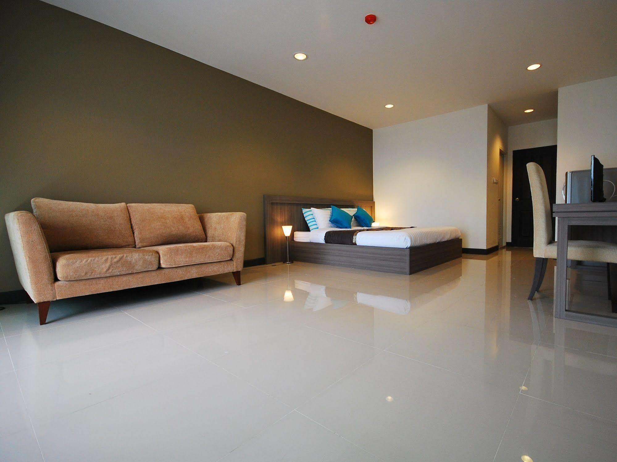 Baan Mina Aparthotel Bangkok