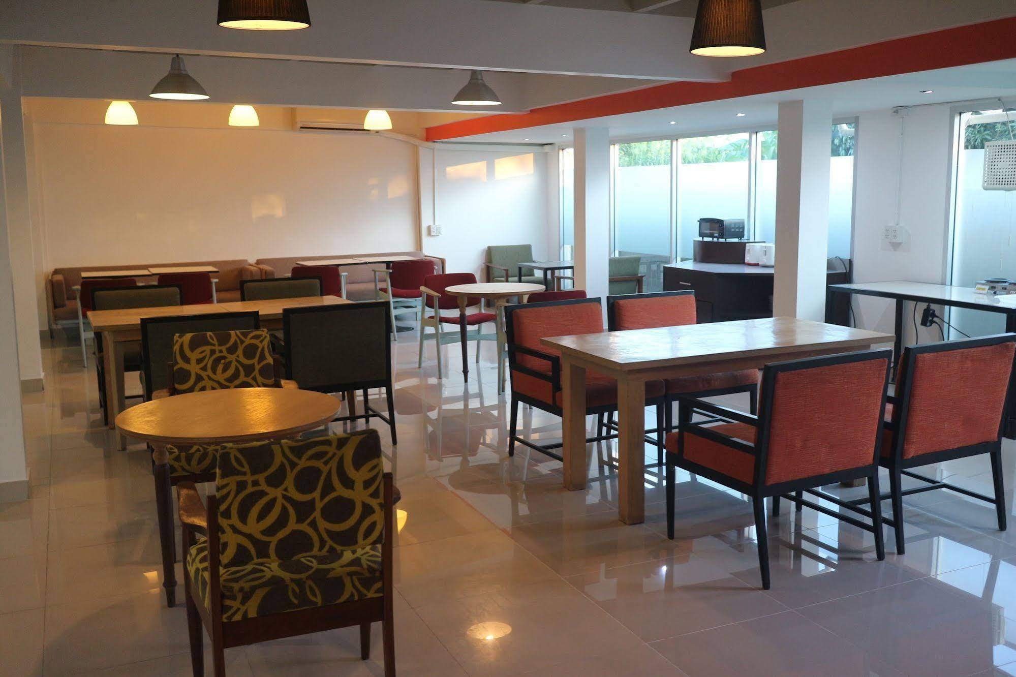 Floral Shire Suvarnabhumi Airport - Sha Extra Hotel Bangkok