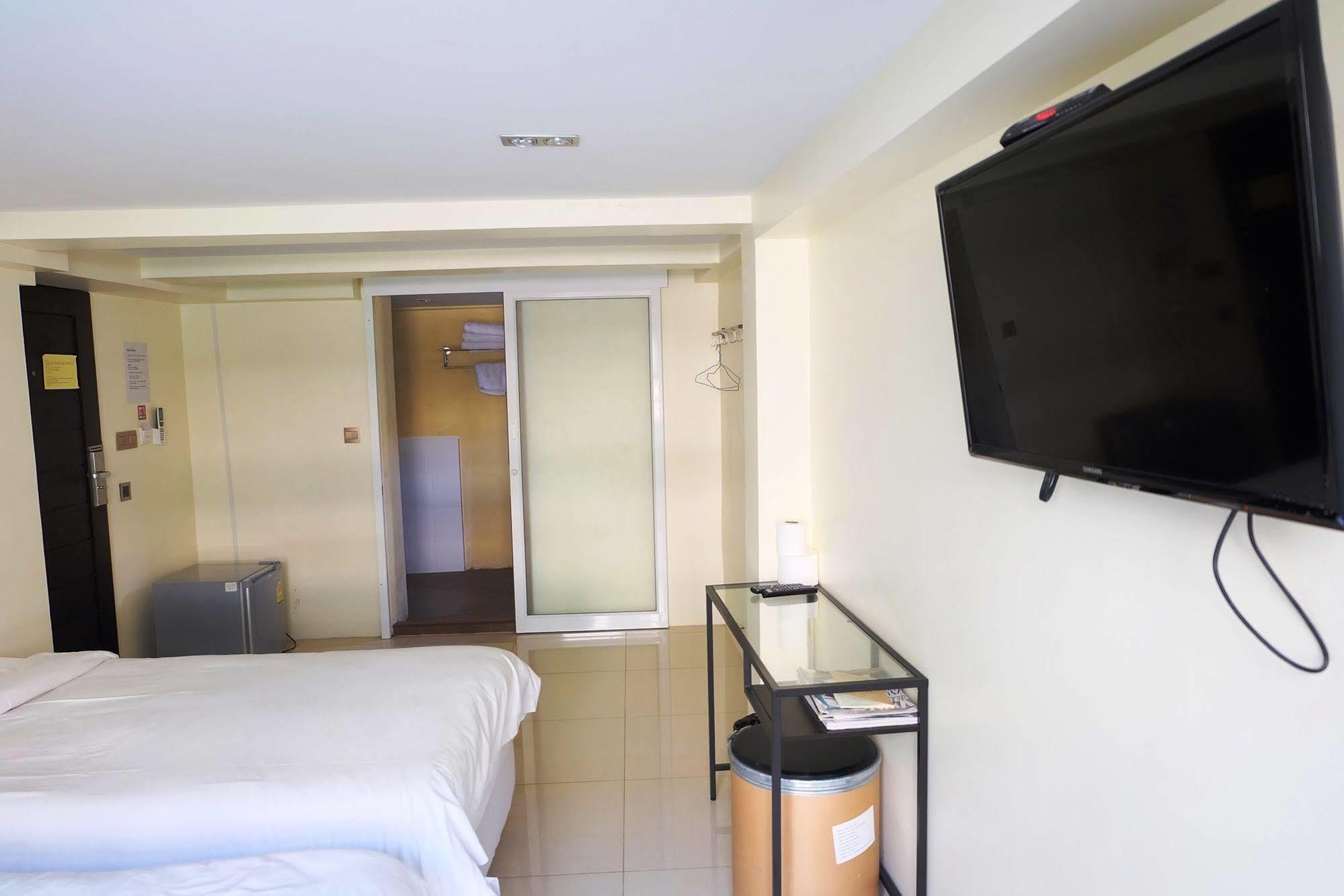 Hostel Au Bon *
