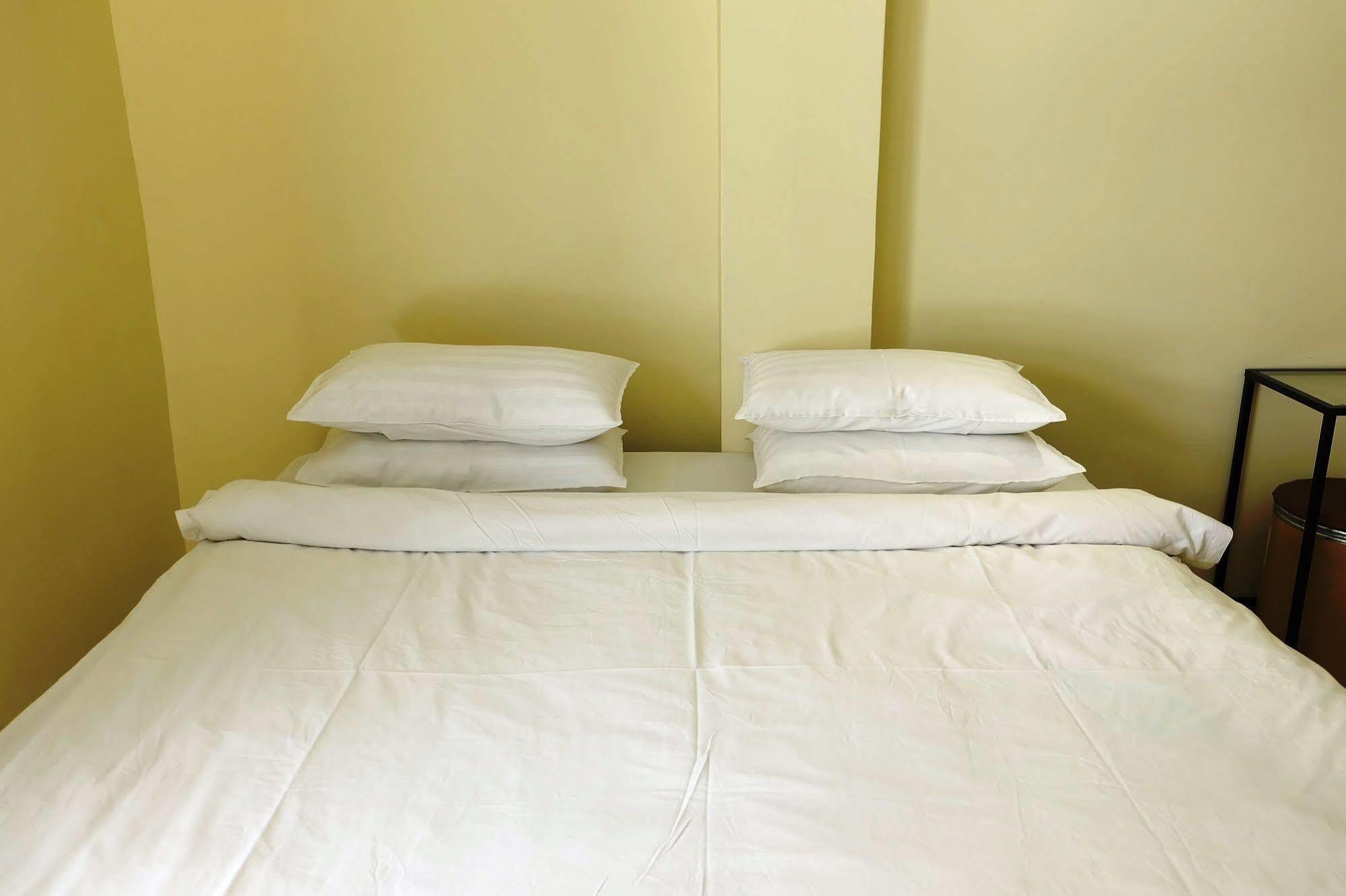 Hostel Au Bon *