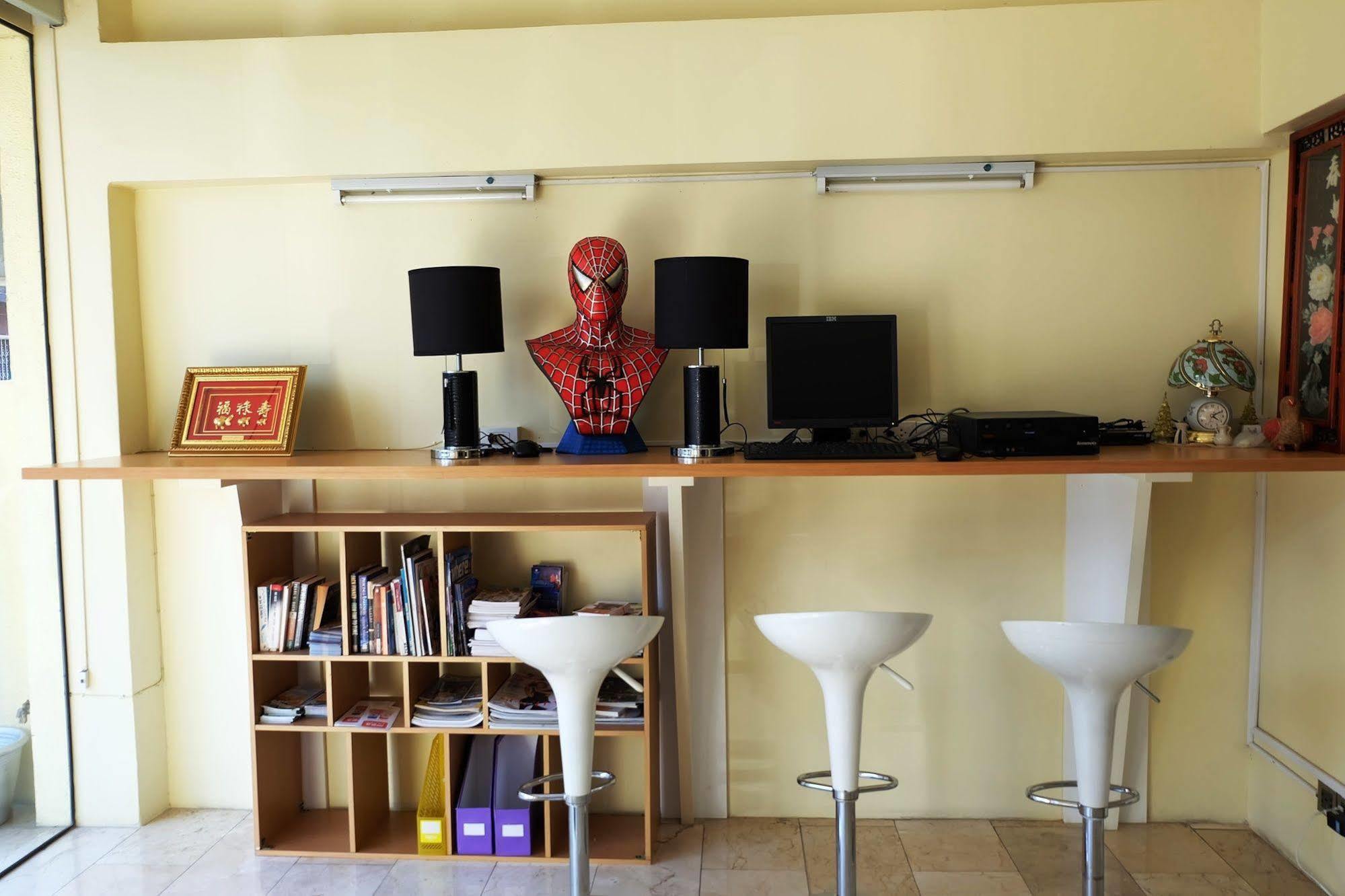 Au Bon Hostel Bangkok