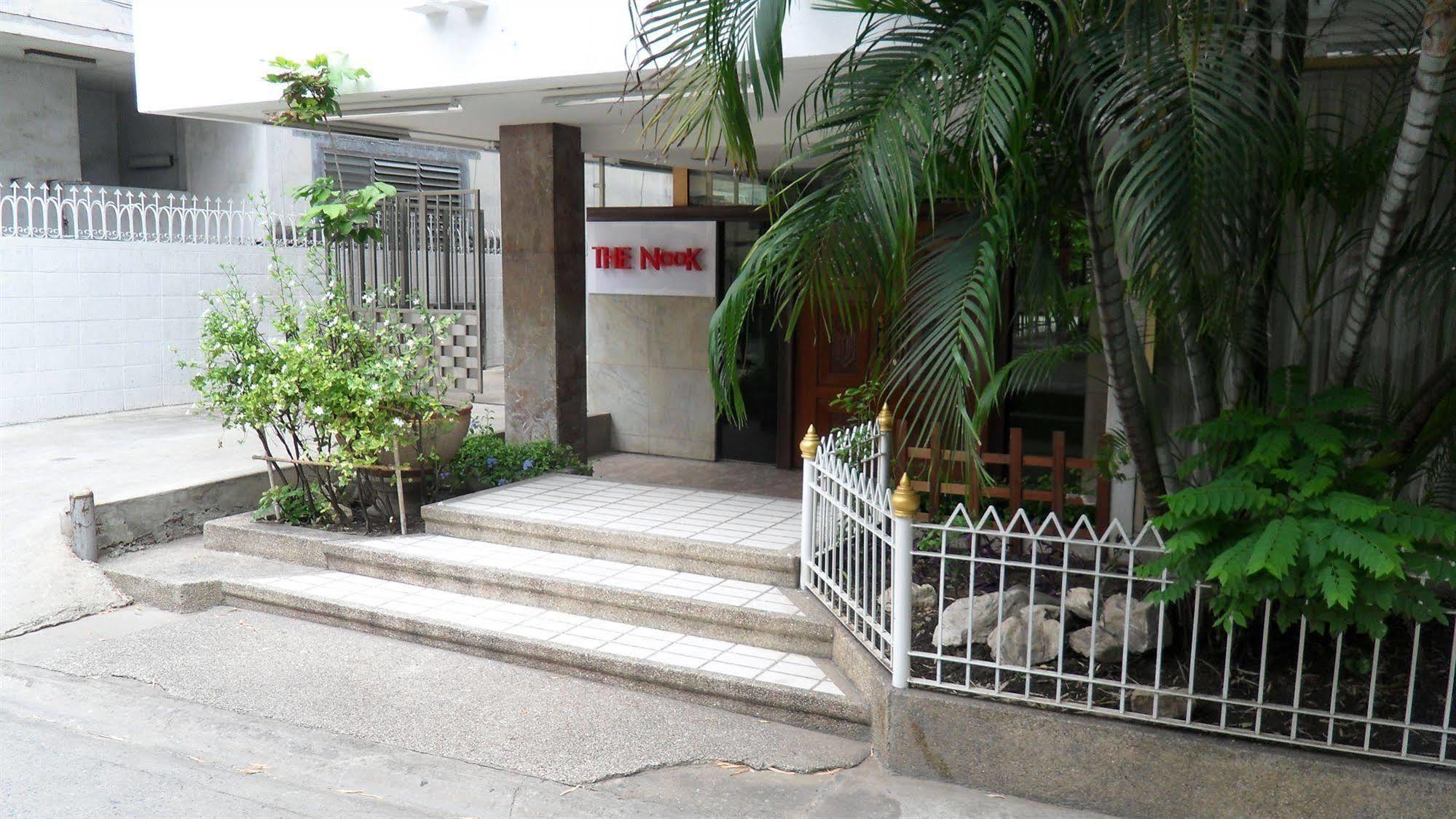 The Nook Pratunam Bed & Breakfast