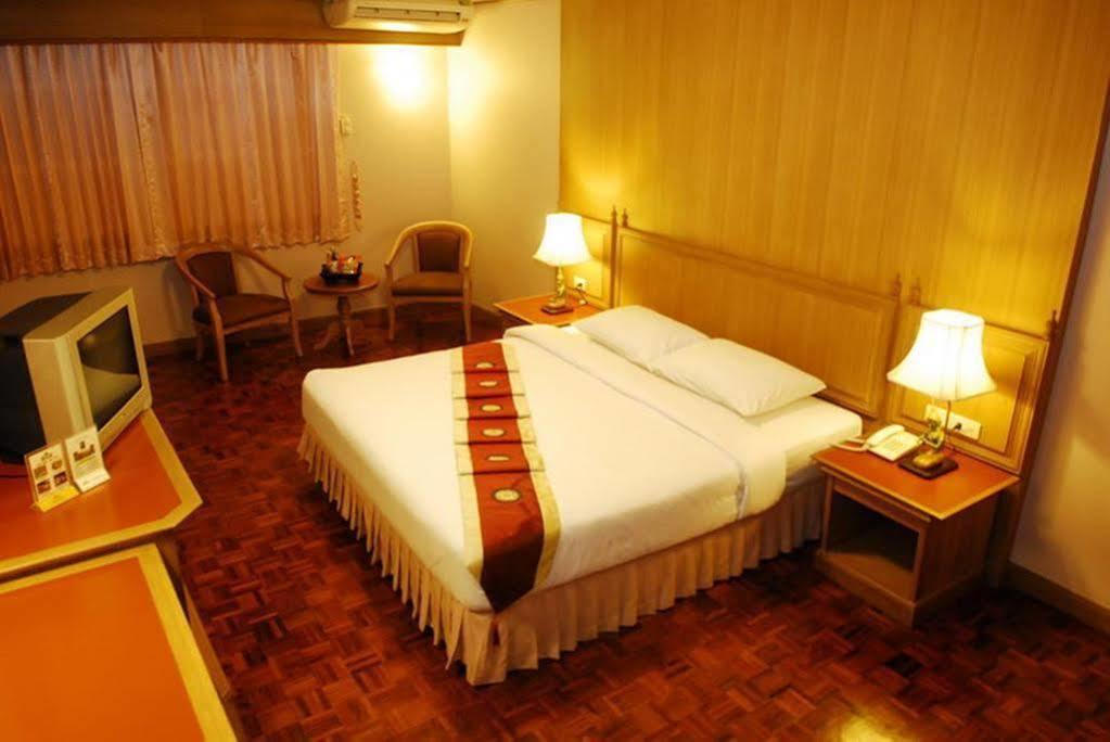 Silom Village Hotel
