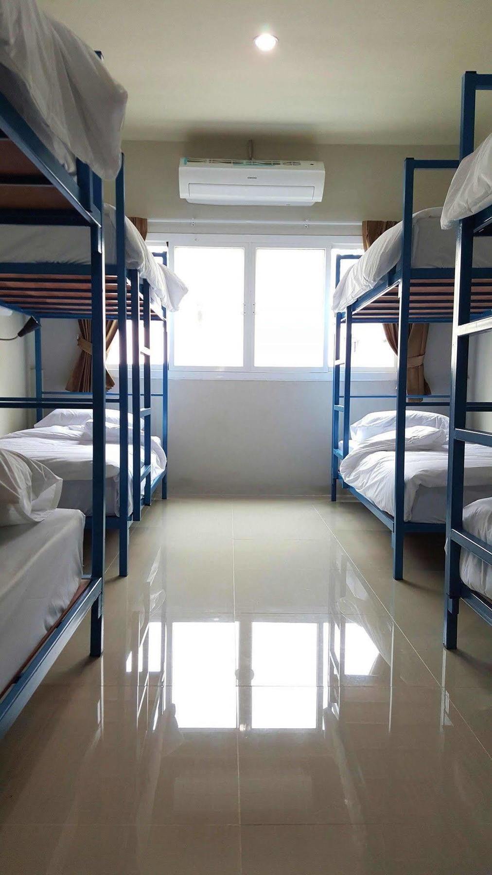 Check Hostel Bangkok
