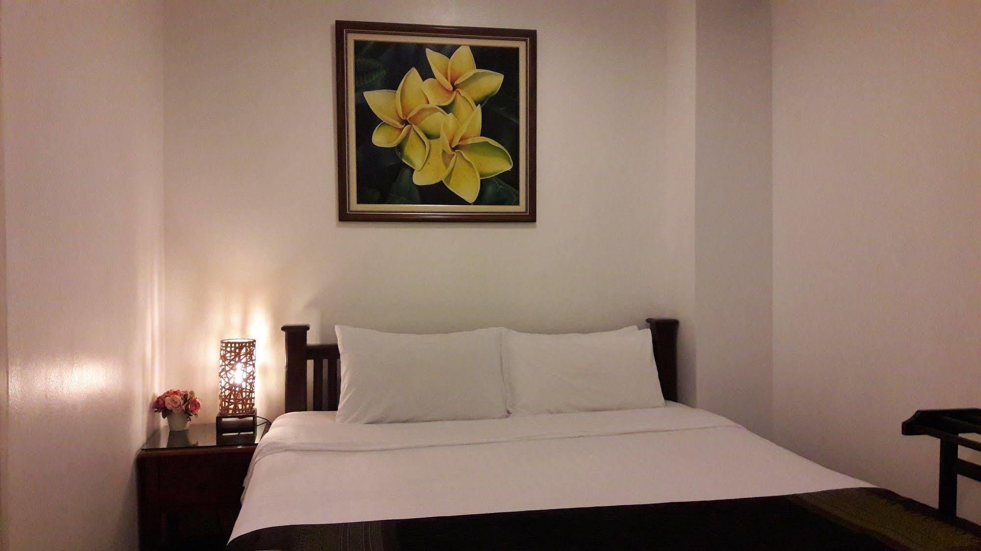 Smile Society Hostel *