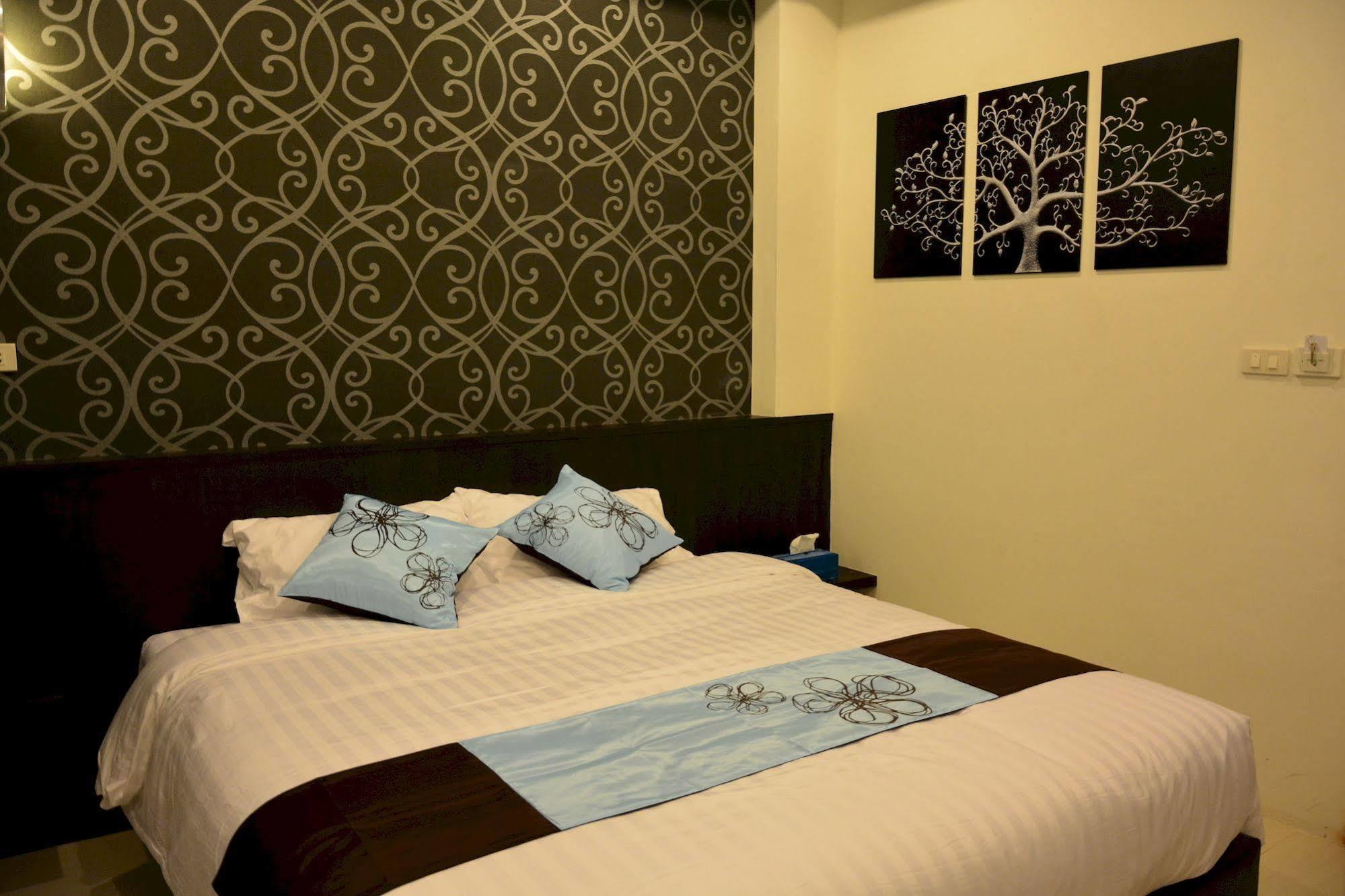 Guest house Adamaz House 2*