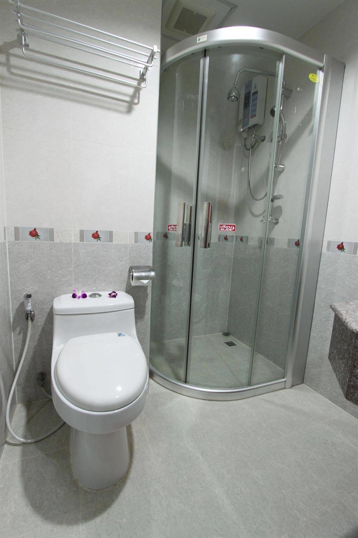 Hotel Miloft Sathorn - Sha Certified 5*