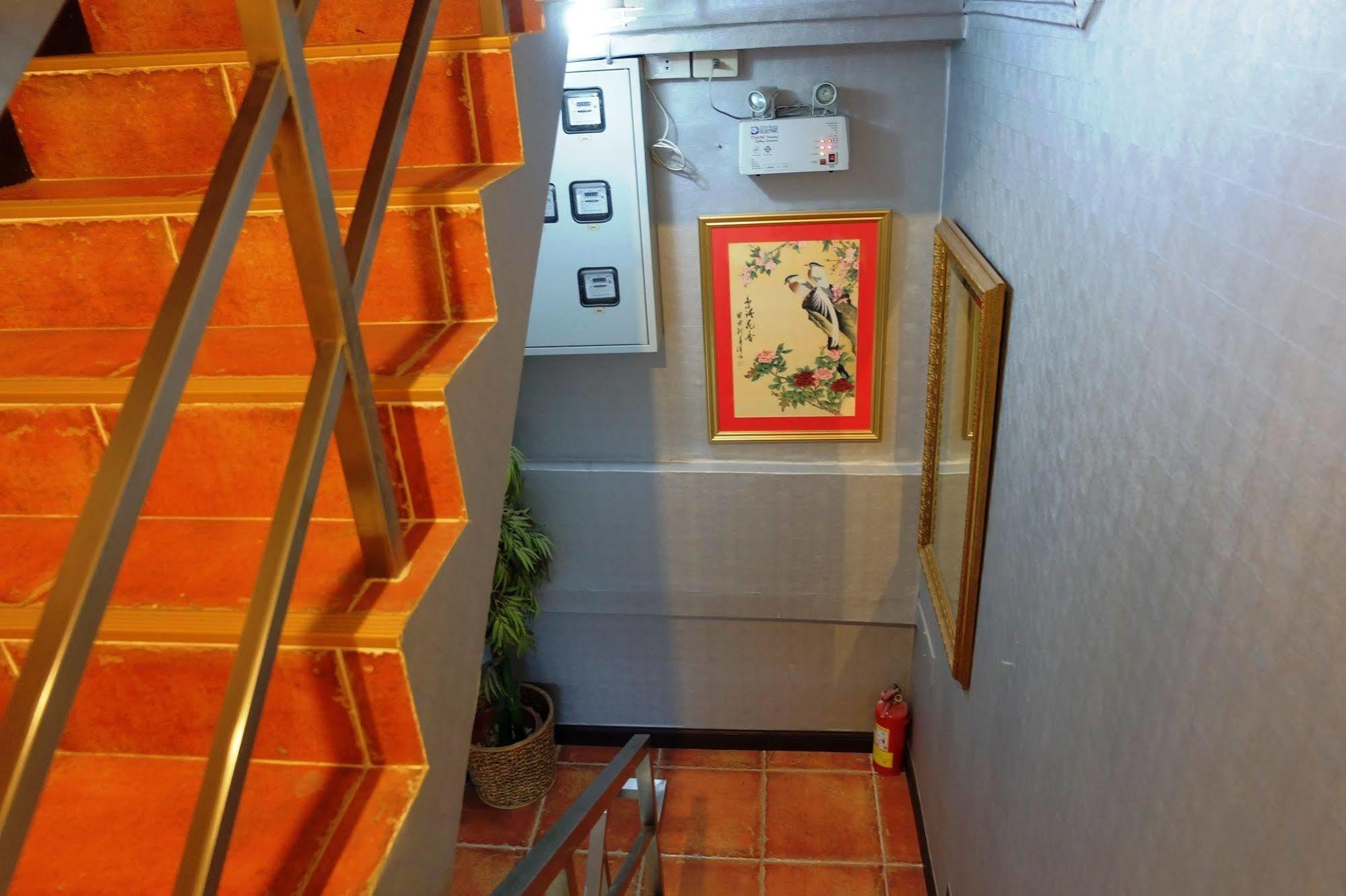 China Guest Hostel *