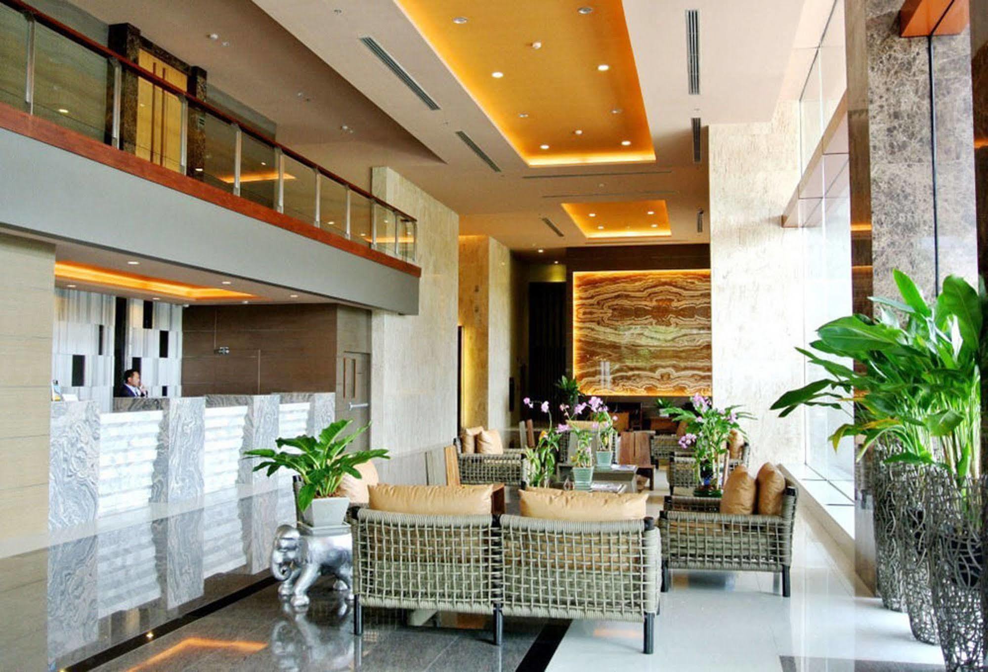 Hotel Grand Howard Bangkok