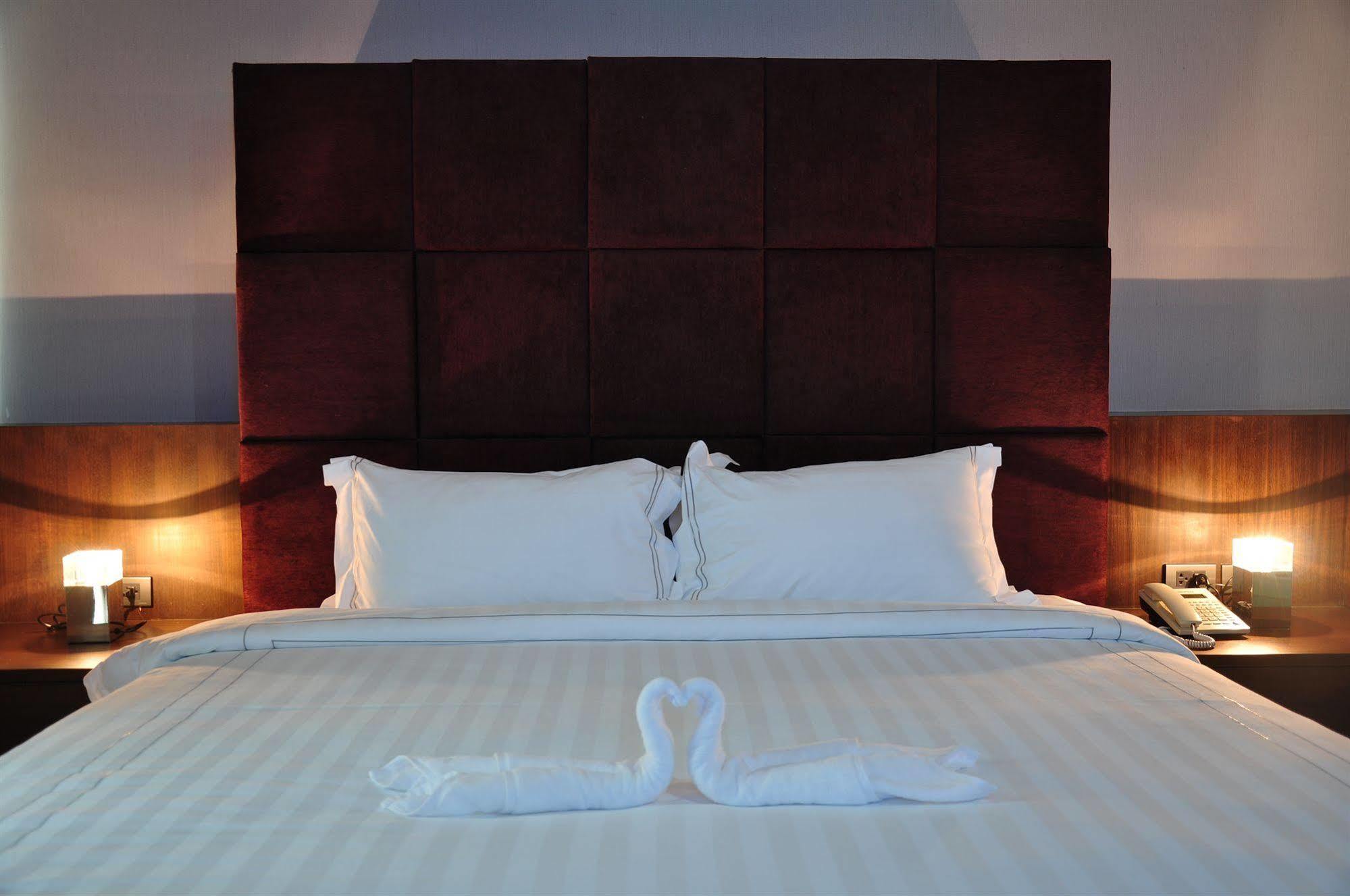 Palms @ Sukhumvit Executive Bangkok
