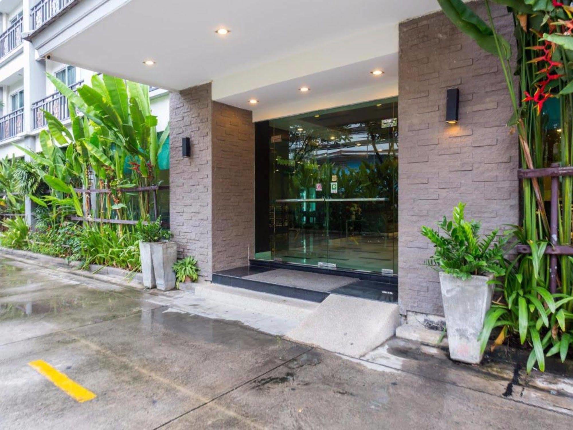 14 Hotel Bangkok