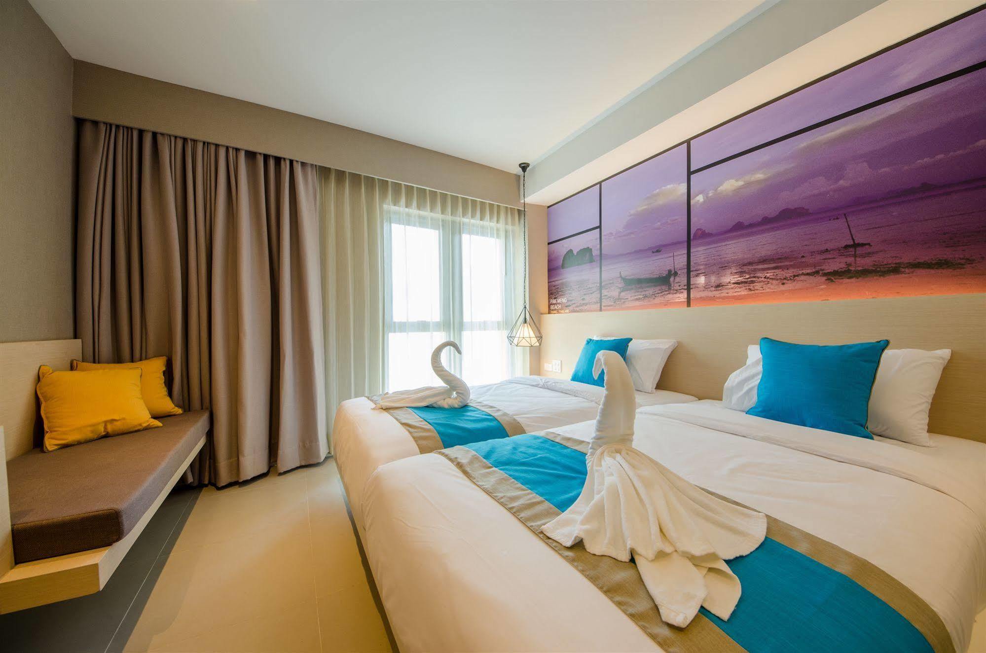 Bizotel Premier & Hotel 4*