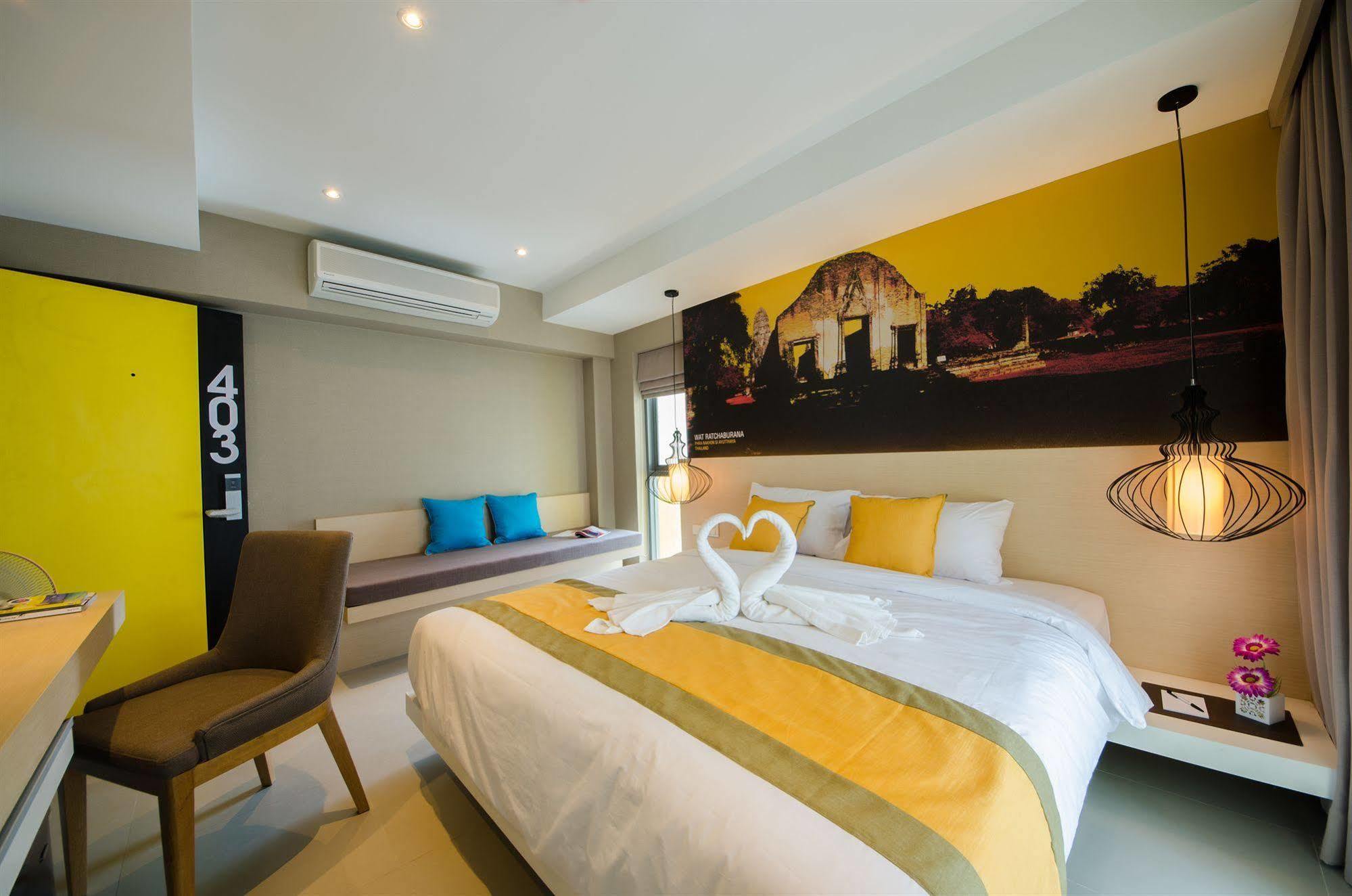 Hotel Bizotel Premier &