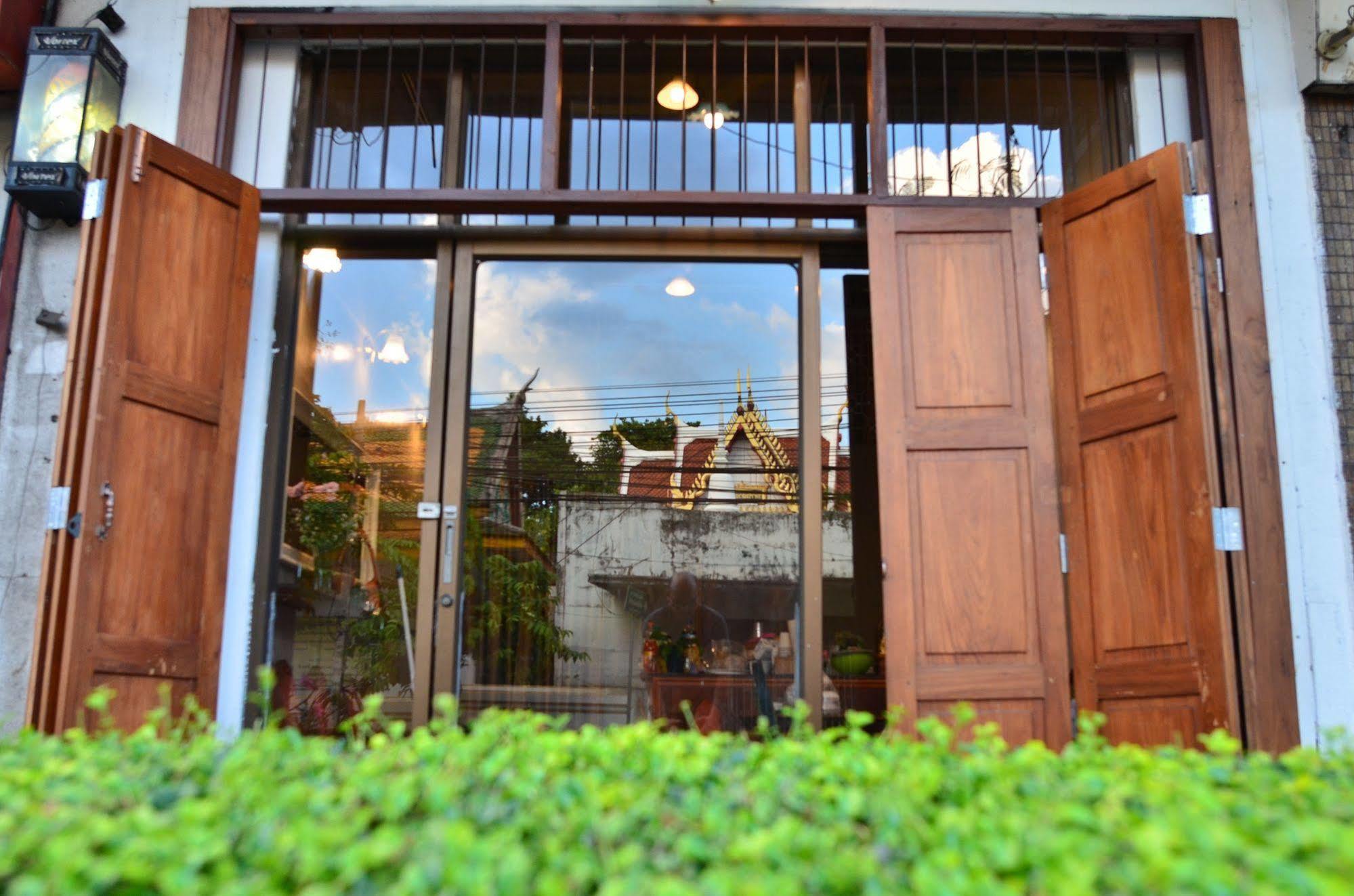 Wayla Hostel Bangkok