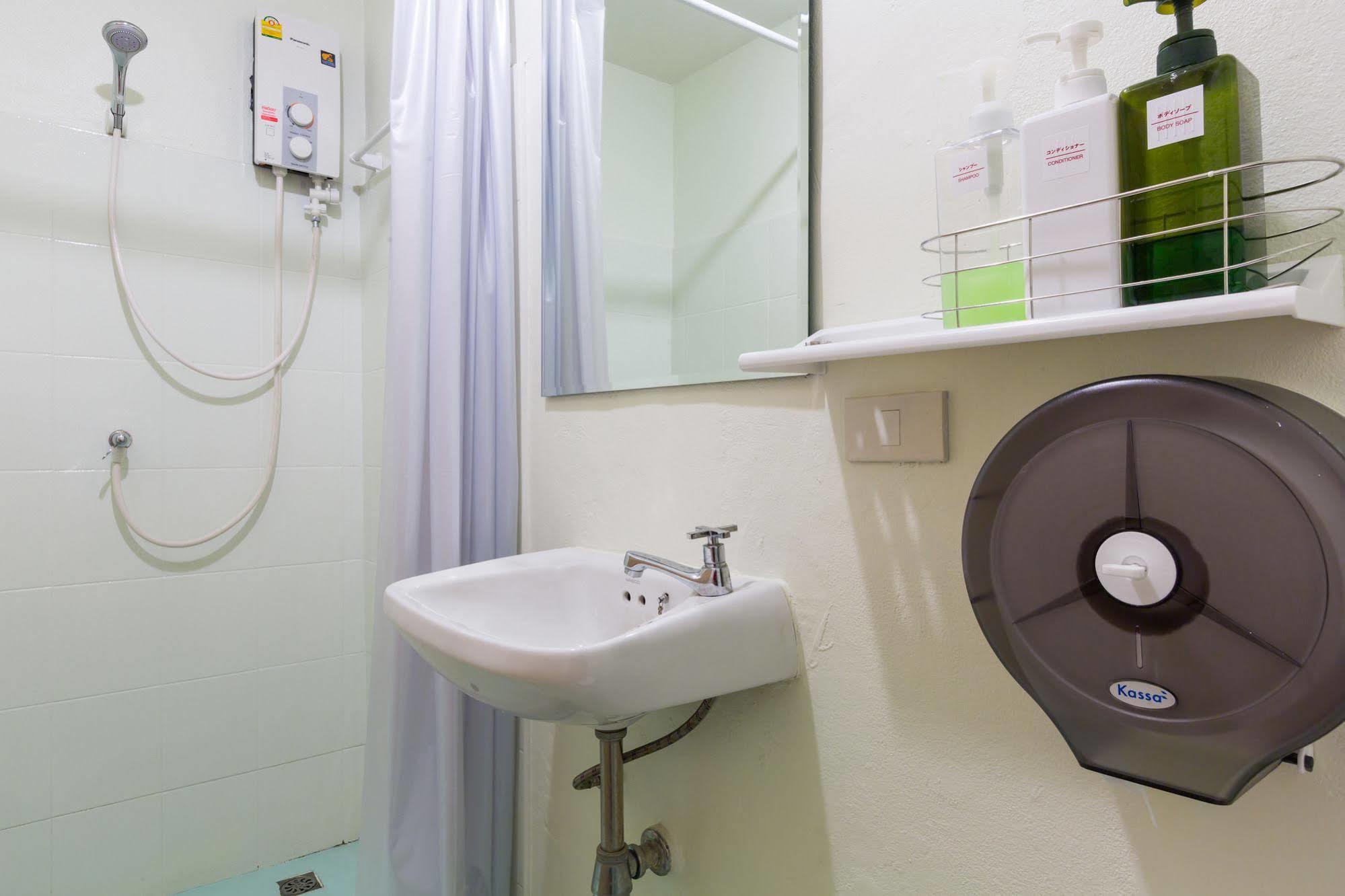 Trica Hostel Bangkok