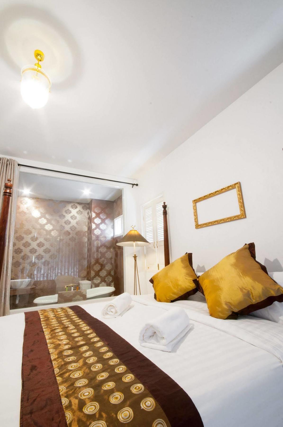 Dharasom' S Colonial House 3* Bangkok