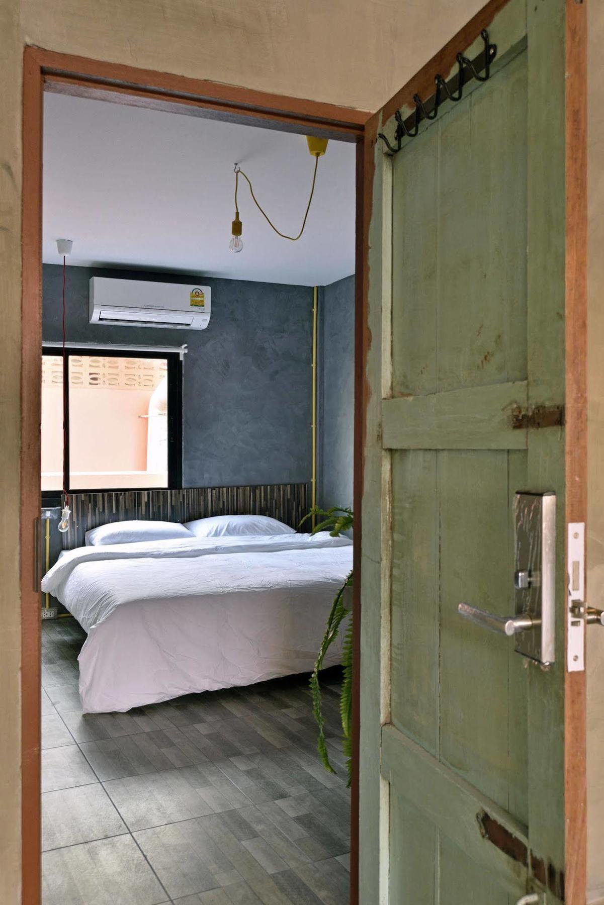 Nornyai - 2* Bangkok